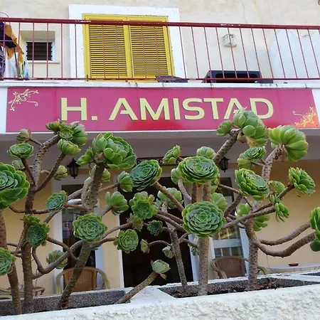 Amistad 2*