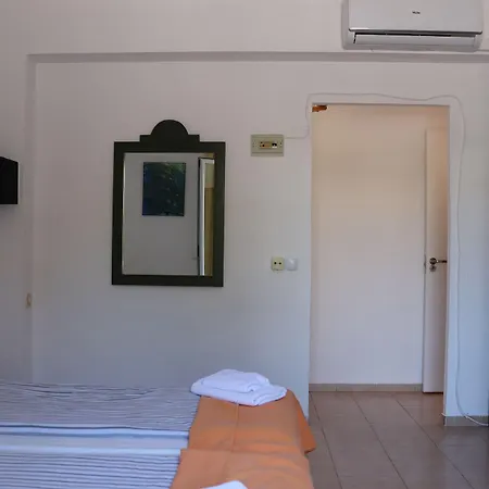 Amistad Hotel