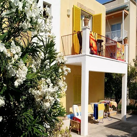 Hotel Amistad